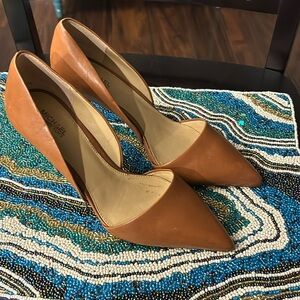 Brown Michael Kors Size 8